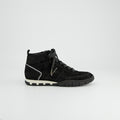 High-Top-Sneaker